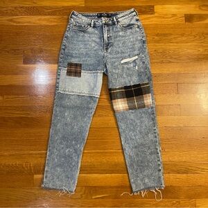 Hollister Ultra High Rise Mom Jeans Distressed Patch Design Denim - Size 7R